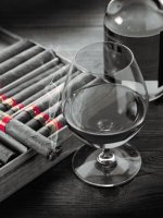 Cigares, vins et spiritueux 